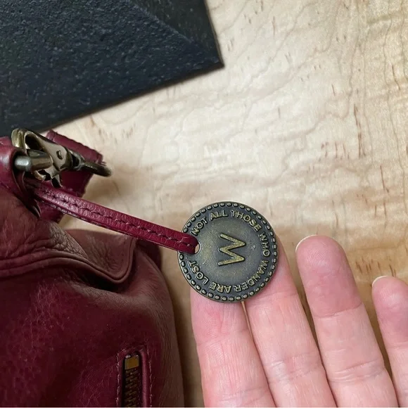 Gently used Wanderers LeatherTravel Co. Small Crossbody Bag. - Picture 5 of 7